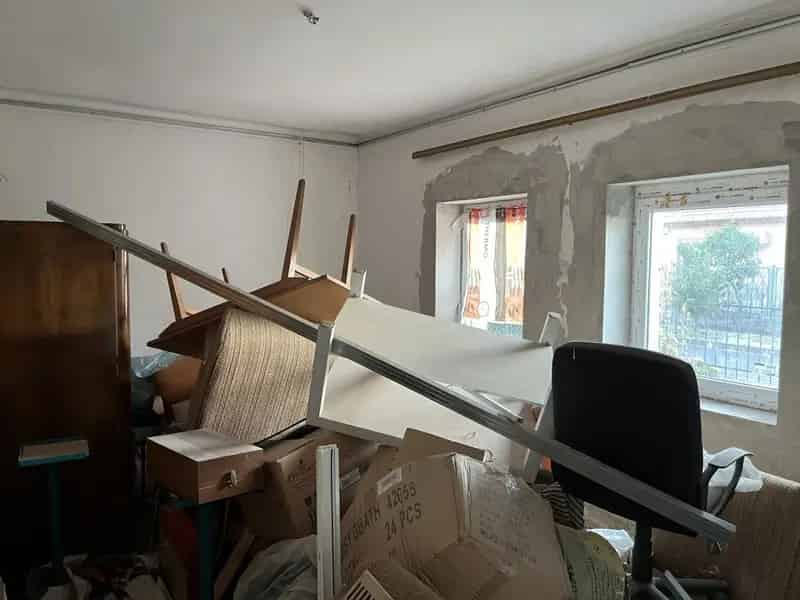Miskolc Martinkertváros Ikerházfél eladó felújítandó