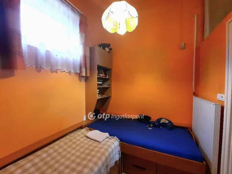 Nagykőrösi családi ház eladó - 123 m2 - 2 garázs - 754 m2 telek
