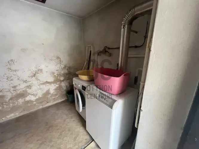 Pécsi eladó családi ház DHZ056697