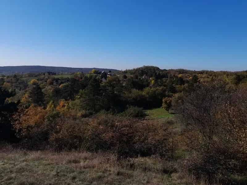 Sukorón Panorámás Zártkerti Telek Eladó