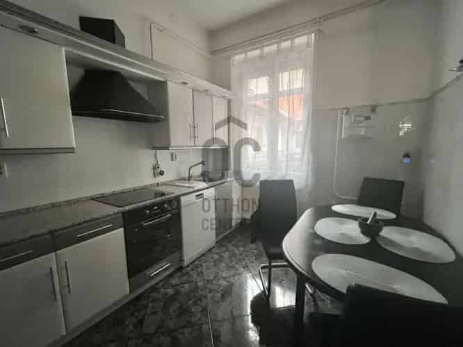 Budapest IX kerület 78nm 3 szobás erkélyes lakás eladó