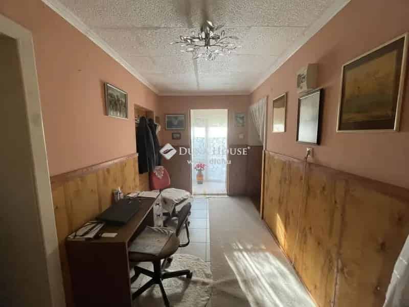 Magyarlaki családi ház eladó - 130m2 + 50m2 garázs