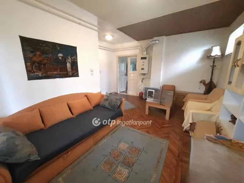 Szolnok Alcsi sziget 89 m2-es családi ház 754 m2-es telken