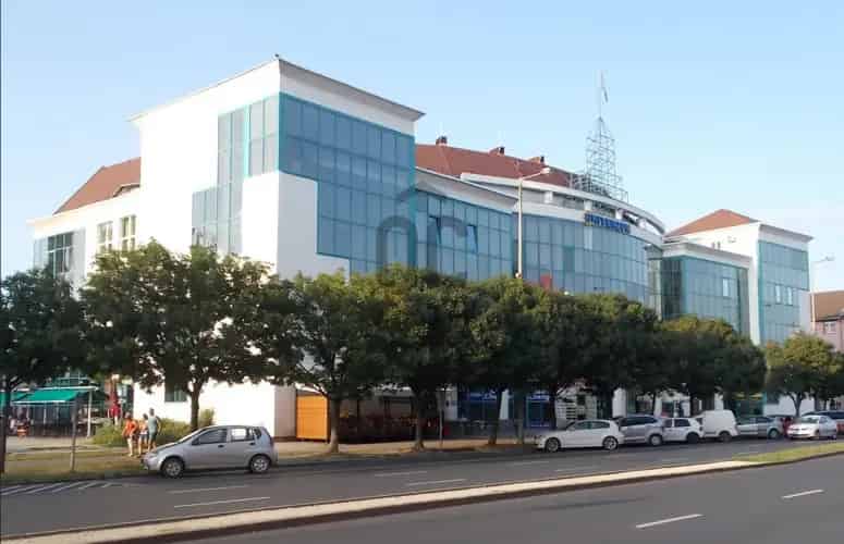 Nyíregyháza Belváros Iroda Eladó - 51 4 m² - Felújított