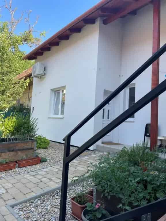 Újszerű Kertkapcsolatos Ház Nagymaroson
