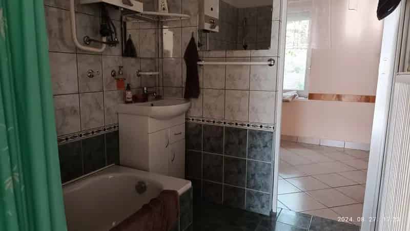 Érdliget Ikerházfél Eladó 70 9 m2 309 m2 Telekkel