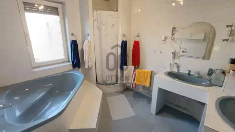 Mohácsi eladó lakás 150m2 3 szoba nappalival