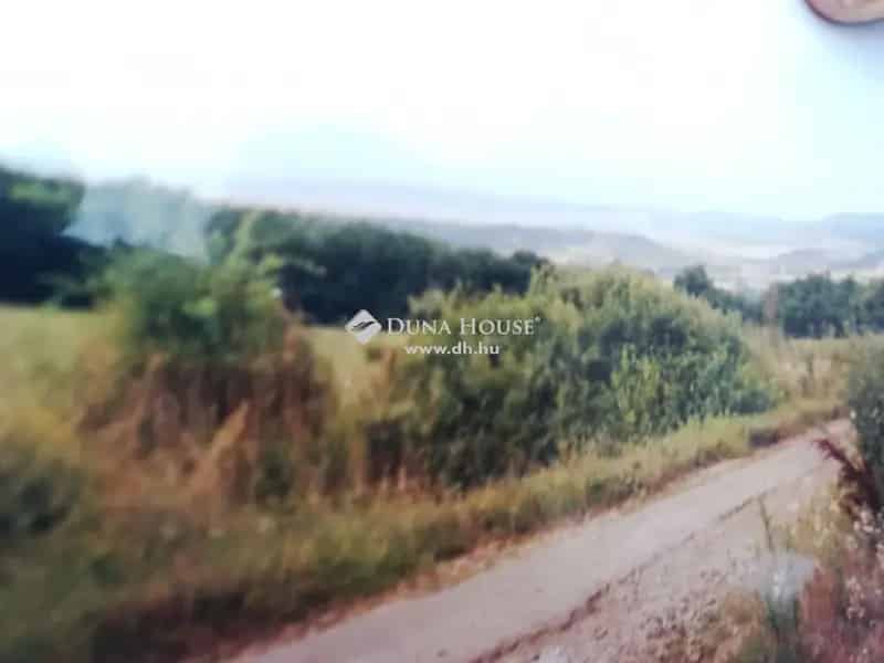 863 nm-es telek eladó Muzslán a Mátra lábánál