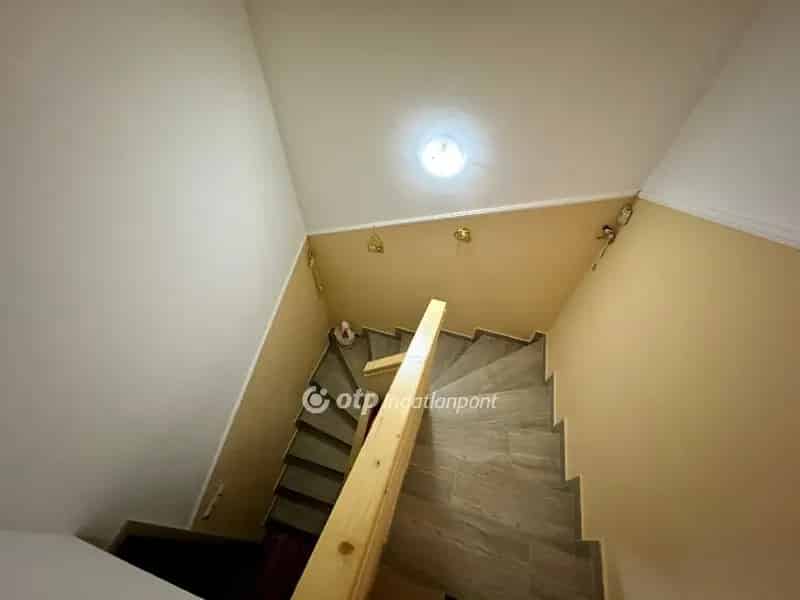 Igényes hétvégi ikerház Szigetcsépen eladó