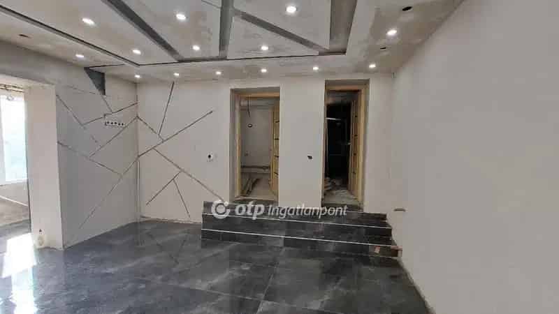 Ház Kiadó , Ceglédi járás, Közép-Magyarország