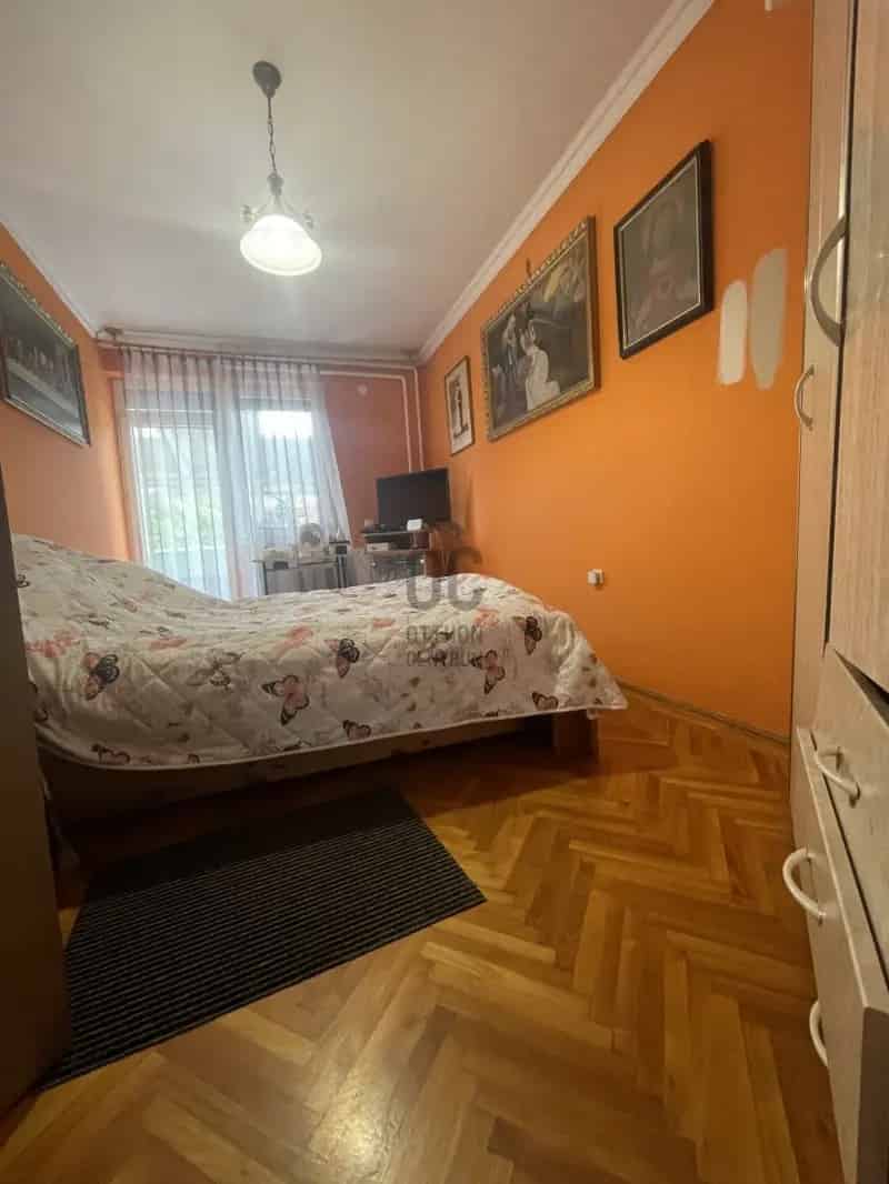 146nm-es családi ház 67nm-es szervizzel Nyíregyházán