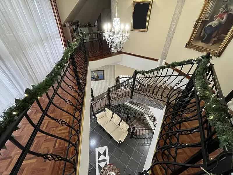 Panorámás Ezüsthegyi Családi Ház Wellnesszel és Nagy Garázzsal