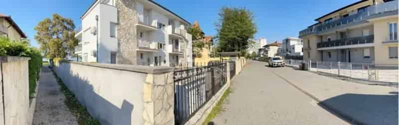 Siófok Aranypart 124m2 4 szobás társasház medence