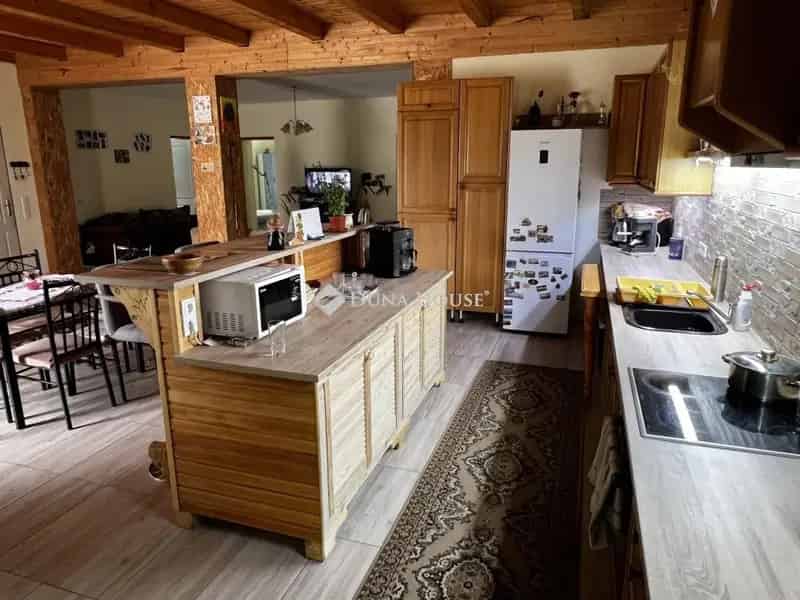 Ház Kiadó , Sárbogárdi járás, Dunántúl