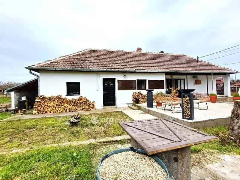 Ház Kiadó , Tokaji járás, Alföld és Észak