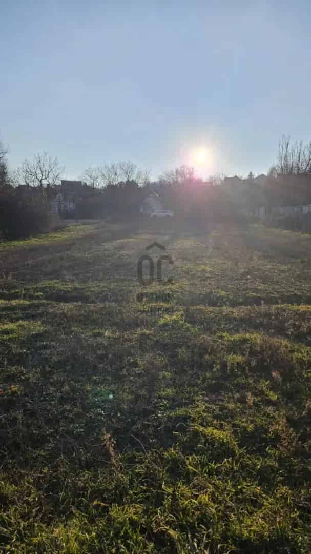 Velencén panorámás építési telek eladó 1599 nm
