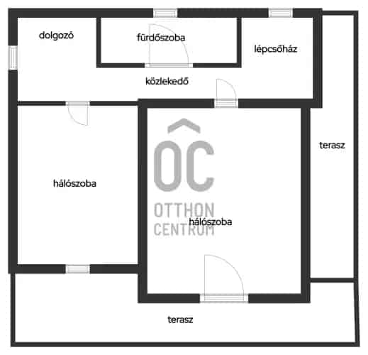 Balatonfenyvesi családi ház eladó - felújított, Balaton közelében
