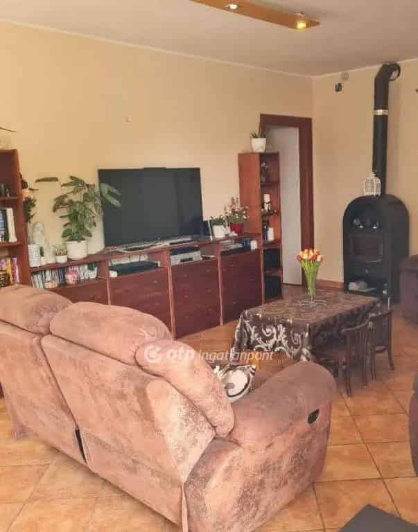 Gyulafirátóton eladó 295 m2-es családi ház 1175 m2-es telken