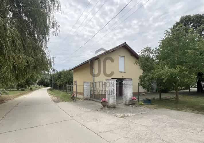 Szekszárdi tanya eladó 132m2 3000m2 telekkel