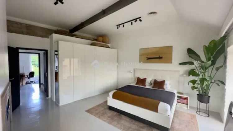 Pécs belváros Loft 4 szoba nappali 119nm Luxus Teljes berendezés
