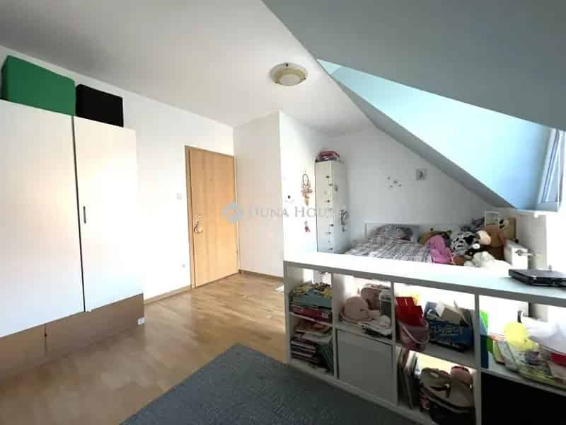 Elegáns Duna-parti Lakás 3 1 Hálószobával Közös Medencével