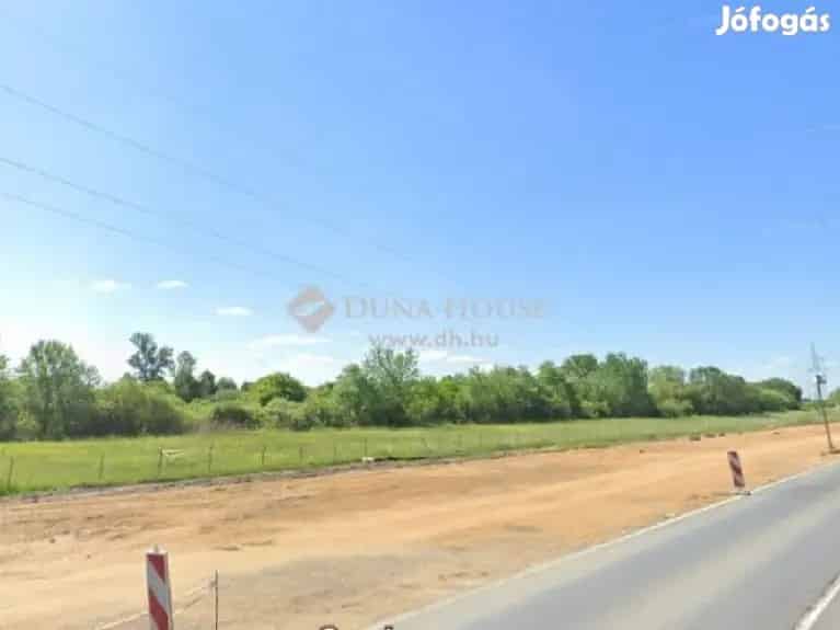 Győr Ménfőcsanak 32300 m2-es Telek Eladó Beépítetlen Külterület