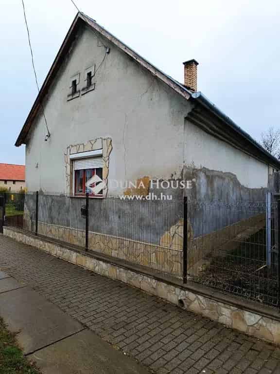 60m2-es családi ház Kaposszekcsőn 1361m2 telekkel