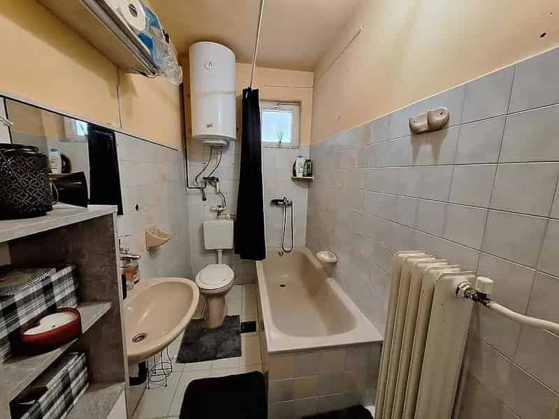 Gödön eladó házrész Duna-part közelében 95nm 377nm telekkel