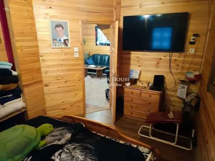 Tápiószentmárton 3 szobás ház eladó
