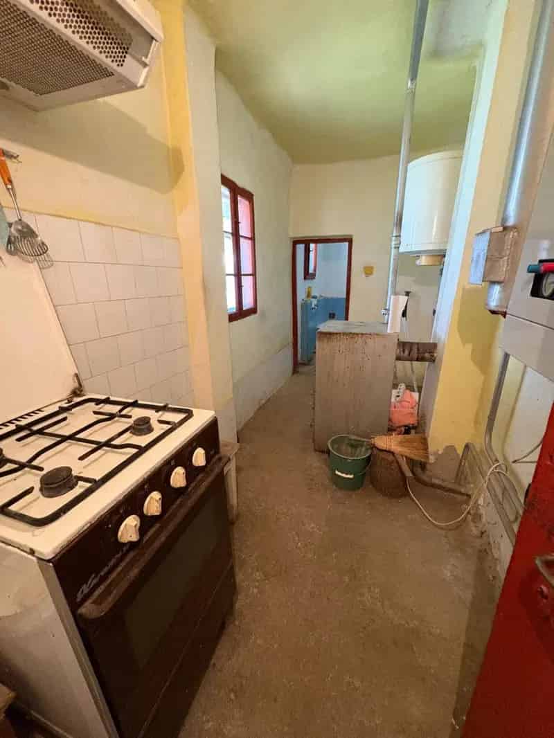 Felujítandó családi ház Kaba csendes utcájában