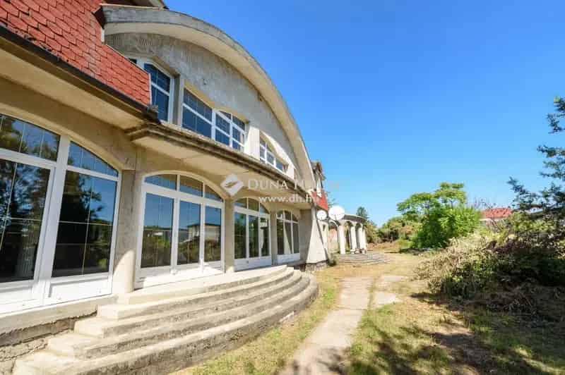 Fót Öreghegy Mediterrán Stílusú Családi Ház Medencével