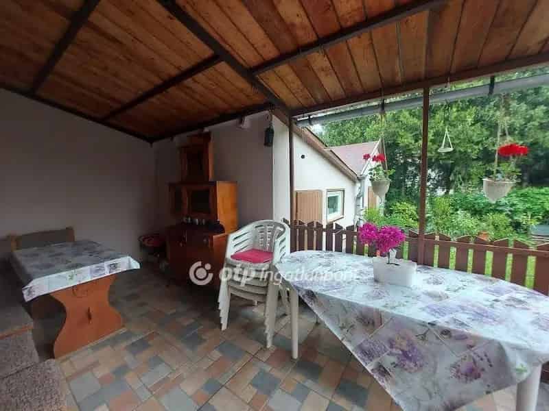 Szigetvaron elado 160 nm-es 5 szobas csalad haz dupla garazzsal