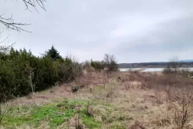 Kajászó tóparti telek eladó 112m2 házal