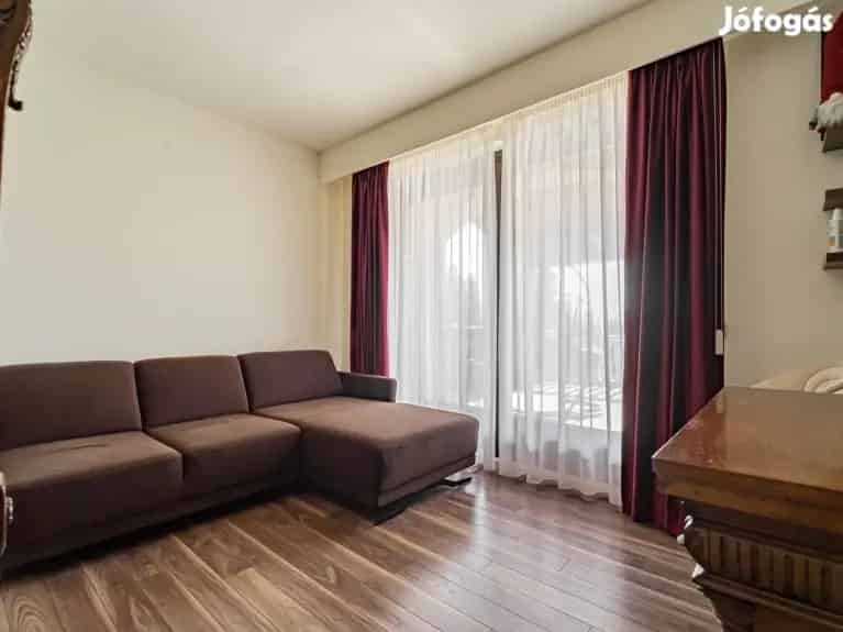 Panorámás családi ház Szentendre Pismányban eladó