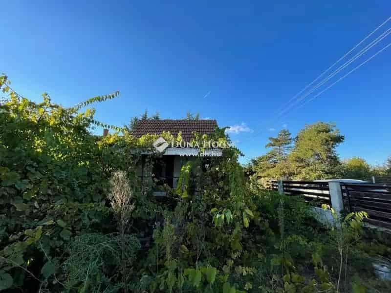 Kecskemét Úrihegy 760m2 Telek Kis Házzal Eladó