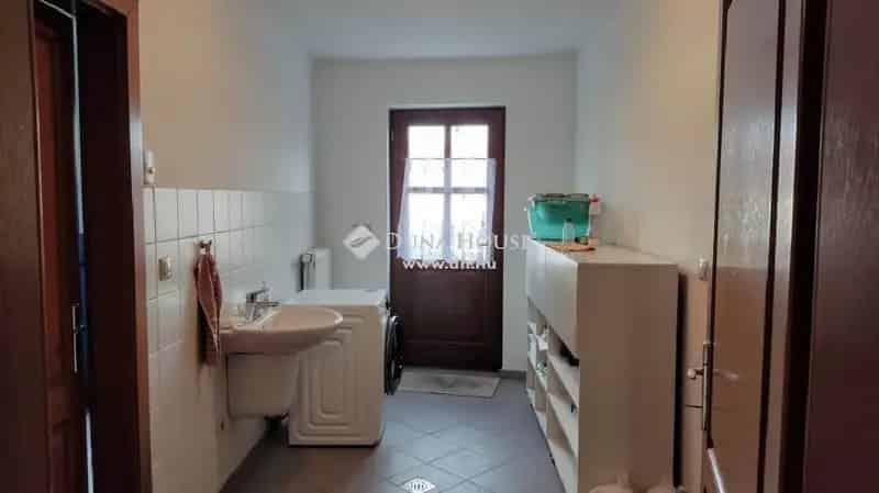 Esztergom Makovecz Ház 364nm Wellness 4Hálószoba