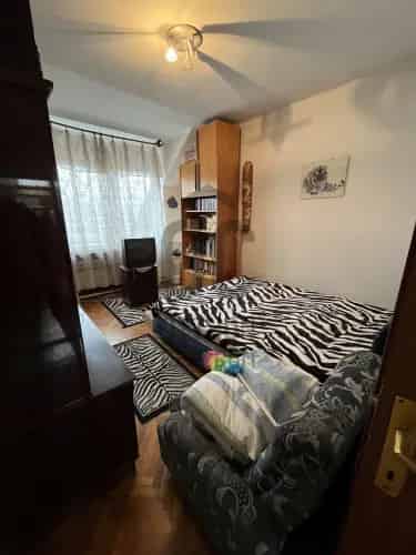 Nyíregyháza belvárosi 120m2-es 4 szobás nagy lakás eladó