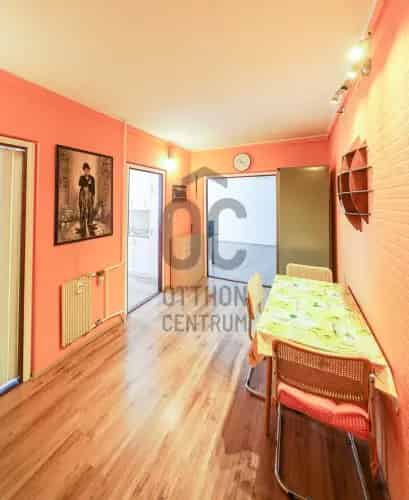 Budapest IV kerület Káposztásmegyer 3 szobás panel eladó