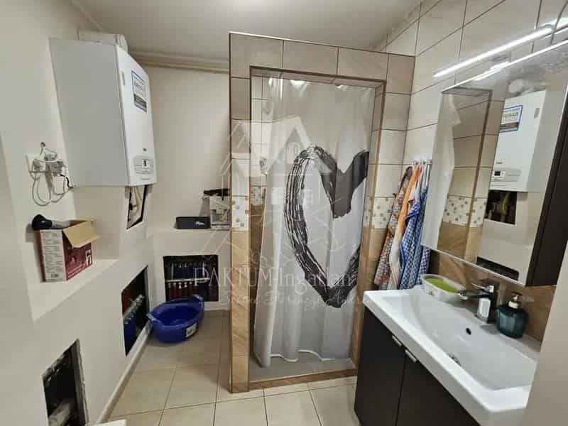 Szolnok 4 szoba 2 fürdő felújított családi ház eladó