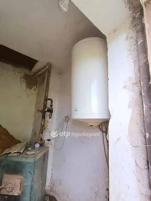 Fegyverneki 105 nm-es családi ház eladó 844 nm telekkel