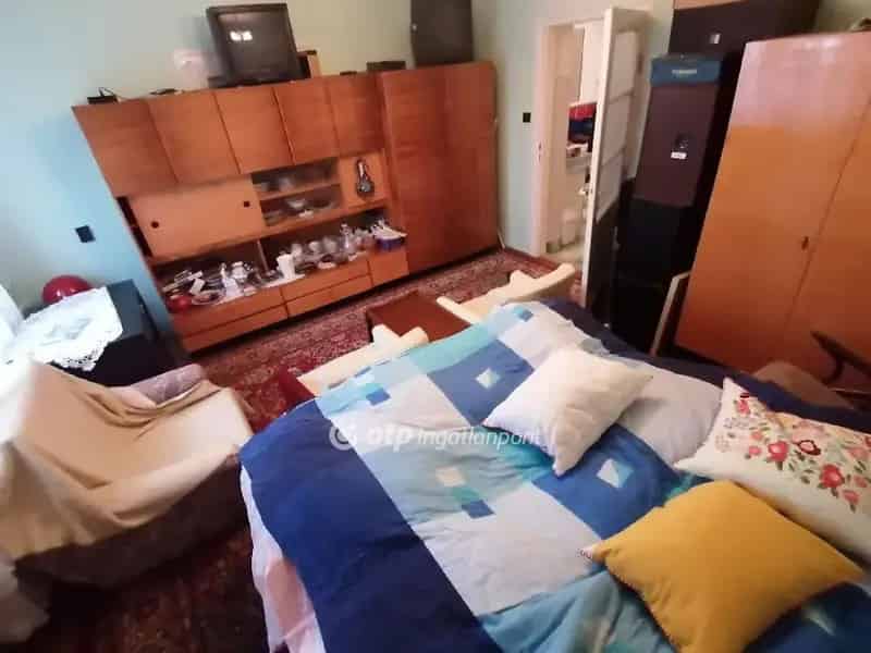 Ház Kiadó , Debreceni járás, Alföld és Észak