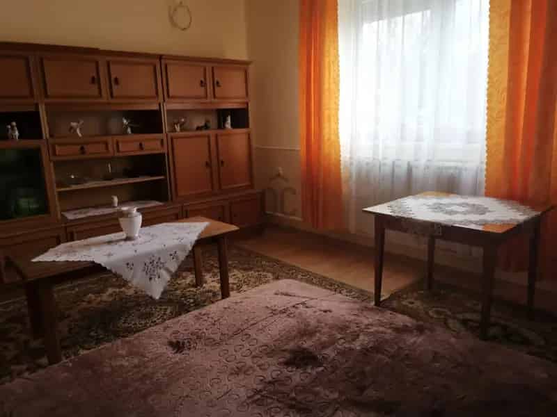 Gemzse családi ház eladó 4400 nm-es telken