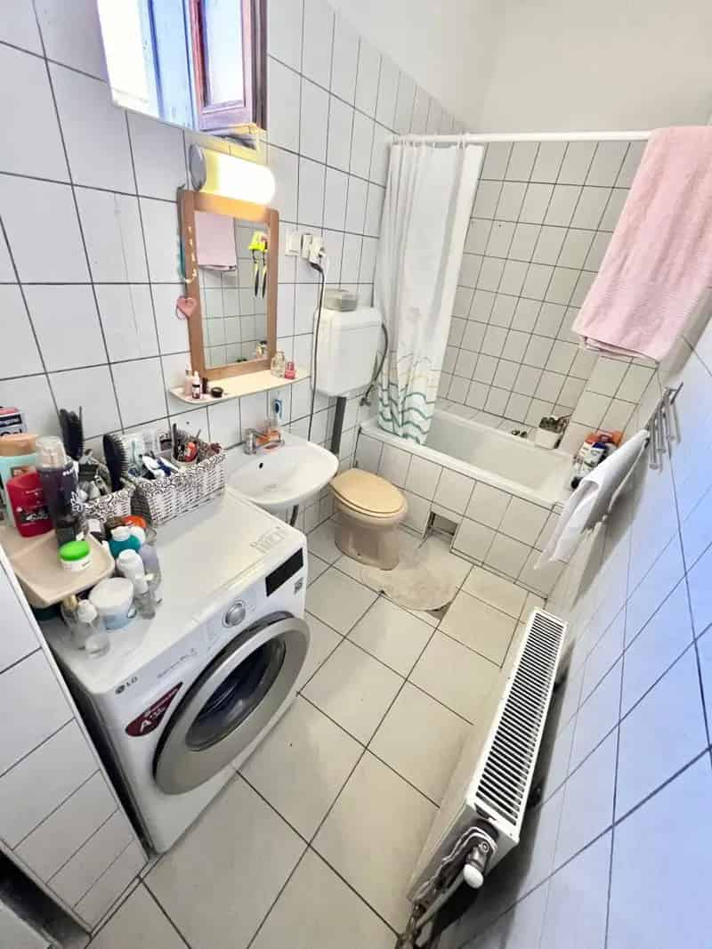 Domonyi családi ház üzemcsarnokkal eladó