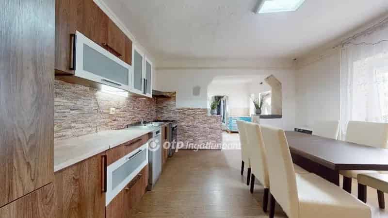 Homrogd 80nm-es 2 szobás családi ház eladó