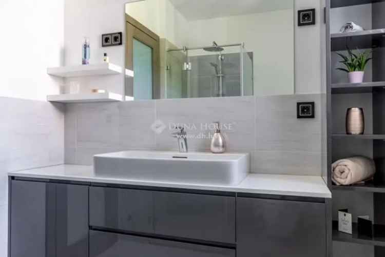 Budapest III kerulet Luxus Penthouse 149 m2 350 m2 kerttel