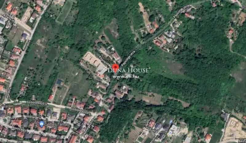 Vác Papvölgy Panorámás Telek Eladó