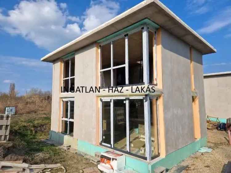 Balatonföldvár Ökoházak A+ Energiabesorolású Sorházak