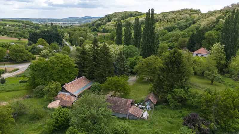 34000 m2-es Erdőszéli Telek Eladó Fúrt Kúttal