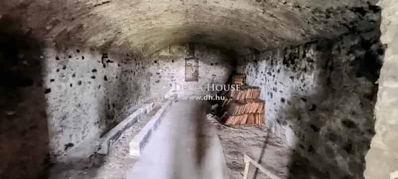 Balatoni Panorámás Gazdasági Épület Eladó Badacsonytördemicen