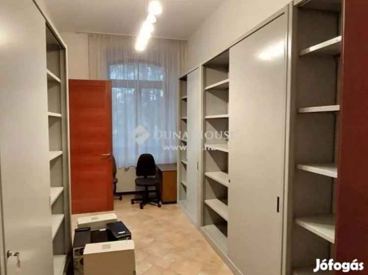 Eladó iroda Szombathelyen - Palace Irodaház - 41 nm